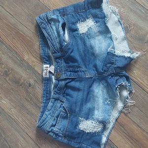 Cut off Jean shorts